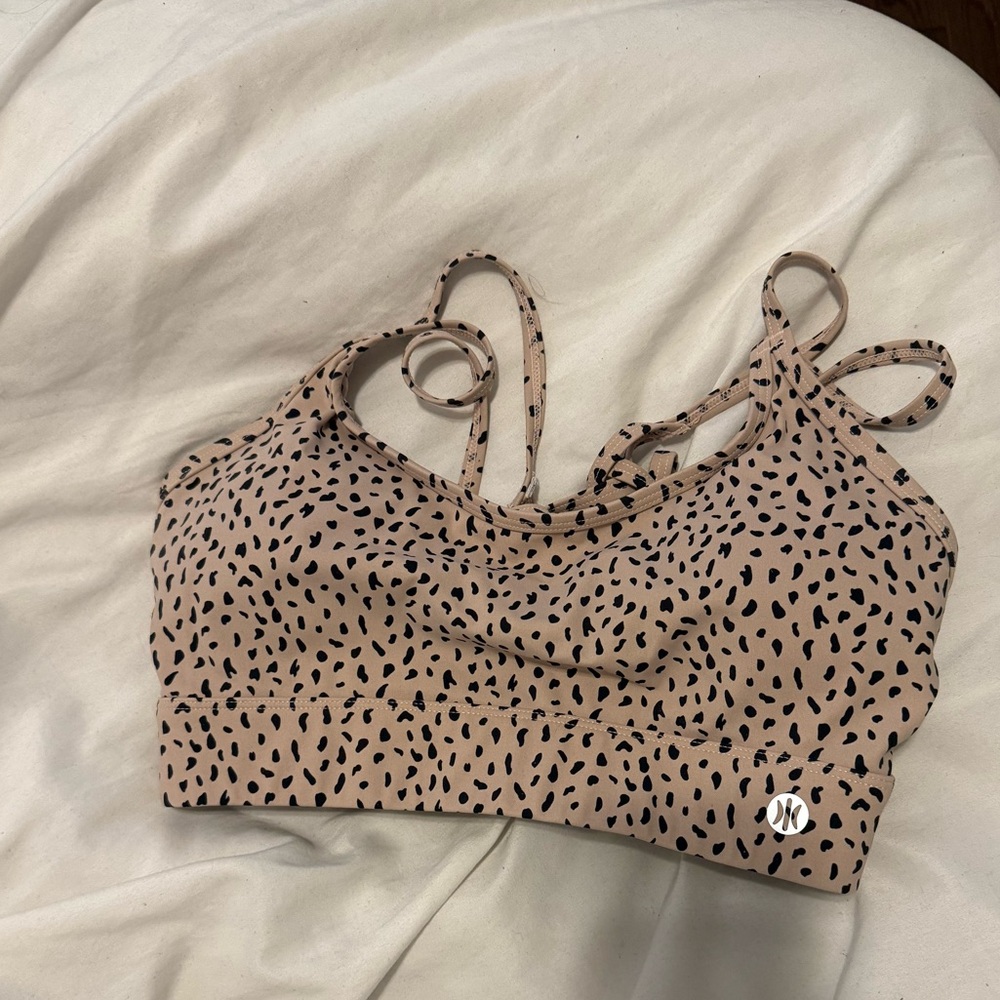 Astoria activewear luxe ignite beige speckle sports bra!